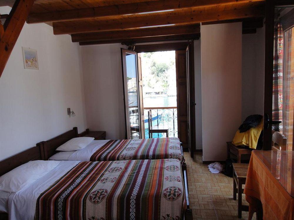 Captain'S Suites Symi Exterior photo