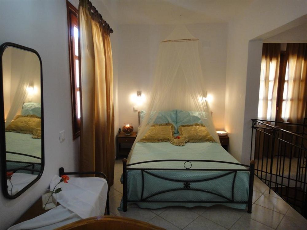Captain'S Suites Symi Exterior photo