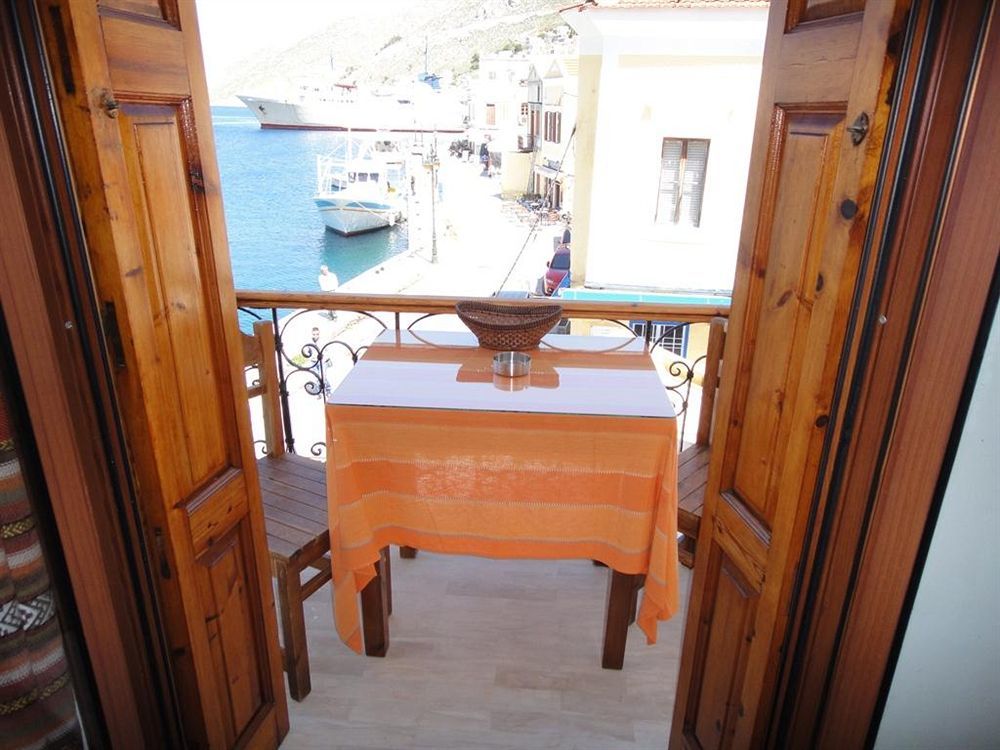 Captain'S Suites Symi Exterior photo