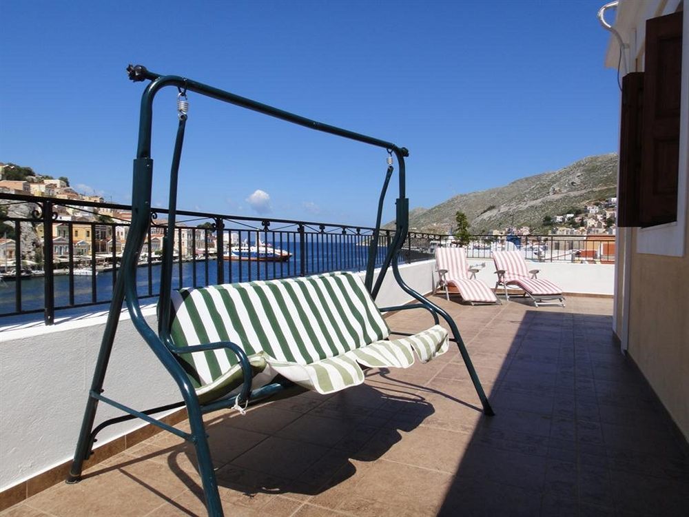 Captain'S Suites Symi Exterior photo