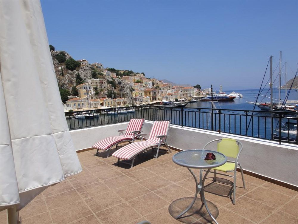 Captain'S Suites Symi Exterior photo