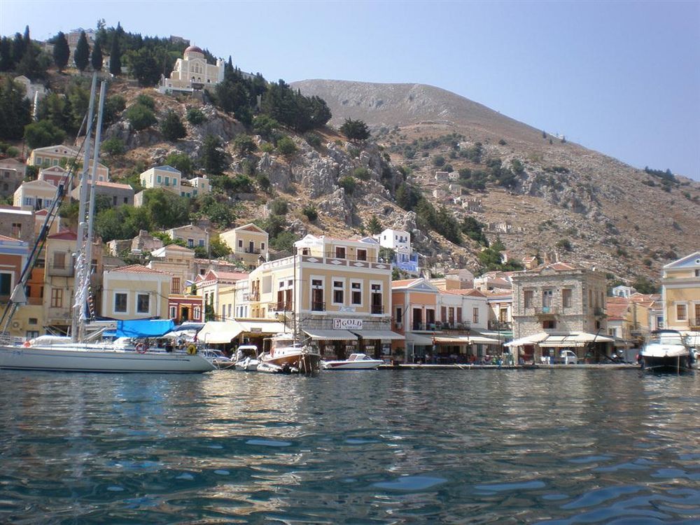 Captain'S Suites Symi Exterior photo